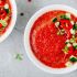 Sopa de abacate e tomate