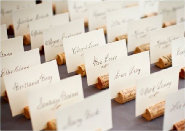 Porta cartões para marcar nomes em um jantar