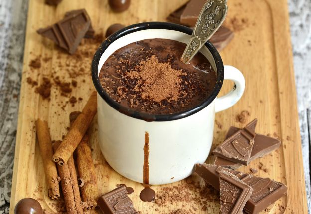 Chocolate quente (ou frio) com água