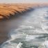 Encontro do deserto da Namíbia com o Oceano Atlântico