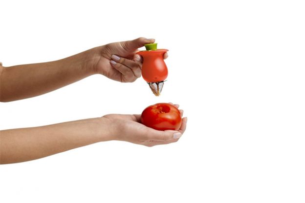 Para retirar o miolo do tomate