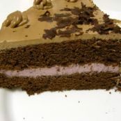 Bolo de Chocolate Recheado com Queijo Creme e Molho de Amoras e Morangos e Cobertura de Creme de Chocolate - Etapa 4