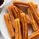 Churros ultra crocantes com 2 ingredientes... prontos em 5 minutos!