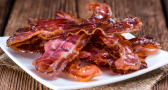 O bacon em 21 receitas de deixar qualquer um babando!