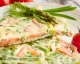 Prepare um omelete delicioso com salmão e aspargos!