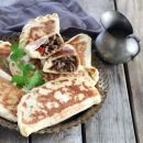 Estes crepes recheados do Oriente Médio são o lanche saboroso perfeito