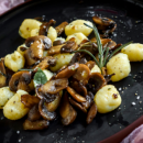 Gnocchi ao funghi feito em casa: a receita que vai te conquistar