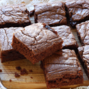 Brownies de Nutella cremosos e achocolatados com apenas 4 ingredientes