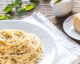 Spaghetti Cacio e Pepe: a massa italiana com 5 ingredientes pronta em minutos!