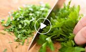 Video dica: aprenda a picar ervas aromáticas