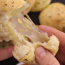 Pãezinhos super recheados de queijo, uma receita imperdível!