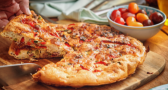 Este omelete estilo pizza vai ser o sucesso do seu lanche de hoje!