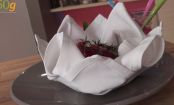 Dobradura de guardanapo: flor de nenúfar