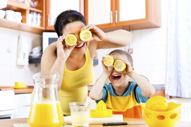 OKK   5 boas razões para consumir limão todos os dias