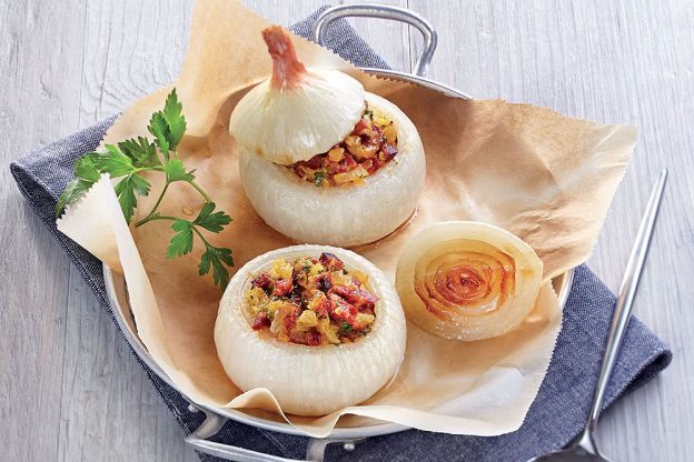 5 cheiros que grudam nas mãos quando cozinhamos - cebola