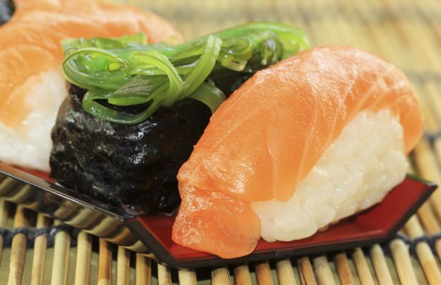 A volta ao mundo em 10 pratos típicos - sushis