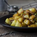 Como preparar batatas ao forno super saborosas e prontas rapidamente!