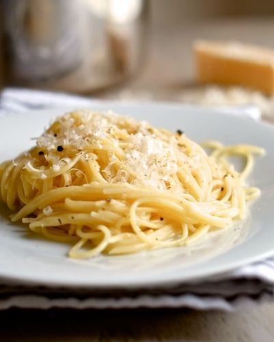 Massas com parmesão