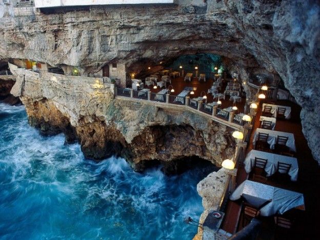 Restaurante Grotta Palazzese na Itália
