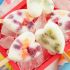 Picolés de sorvete de iogurte com frutas