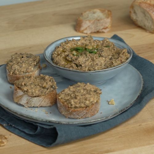 Rillettes vegetarianas com lentilhas e nozes