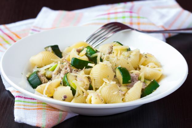 Orecchiette com Abobrinha e atum