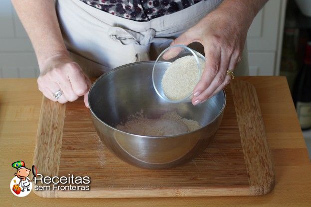 Juntar o açúcar.