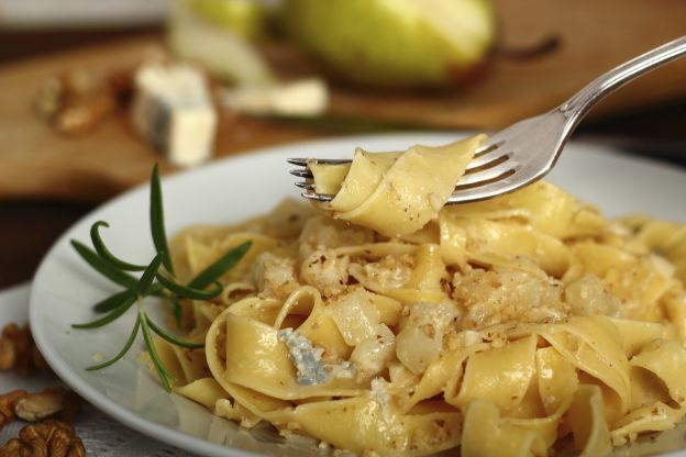 14 - Pappardelle com gorgonzola, pera e nozes