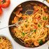 Spaghetti ao sugo com camarões
