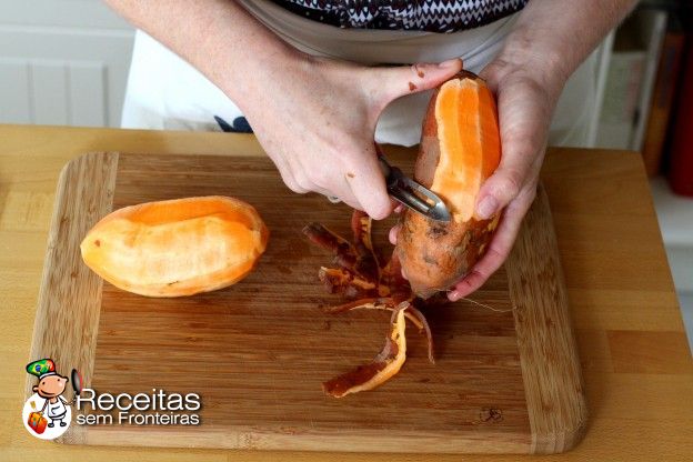 Descascar as batatas