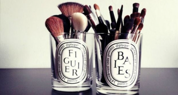 Não lavar ou limpar os pincéis