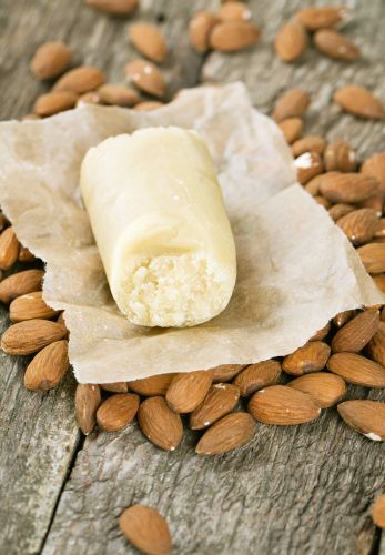 Pâte d'amandes ou Massa de amêndoas