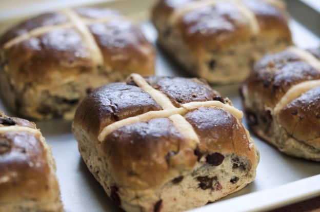 Hot cross buns