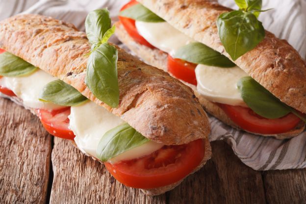 Panini de Tomate e Mozzarella na Itália