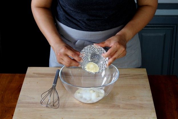 Misturar açúcar e baunilha