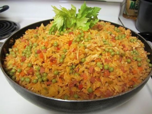 NICARÁGUA - ARROZ A LA VALENCIANA