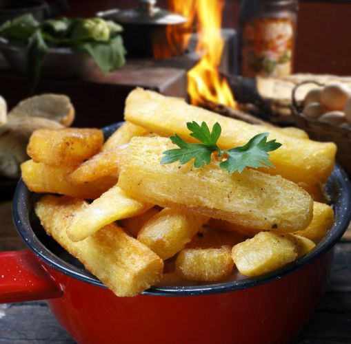 Mandioca frita (ou assada!)