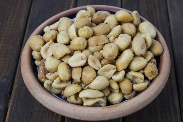 Nozes, amêndoas e amendoim