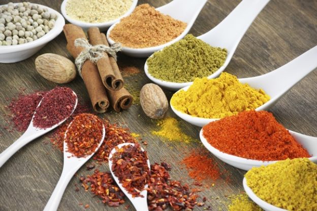 Cúrcuma para melhorar a digestão e artrite