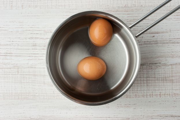 Use os ovos na temperatura ambiente