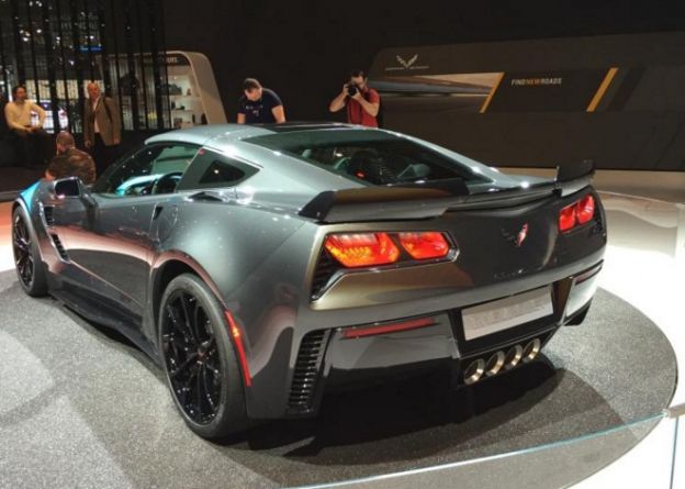 CORVETTE STINGRAY 2018