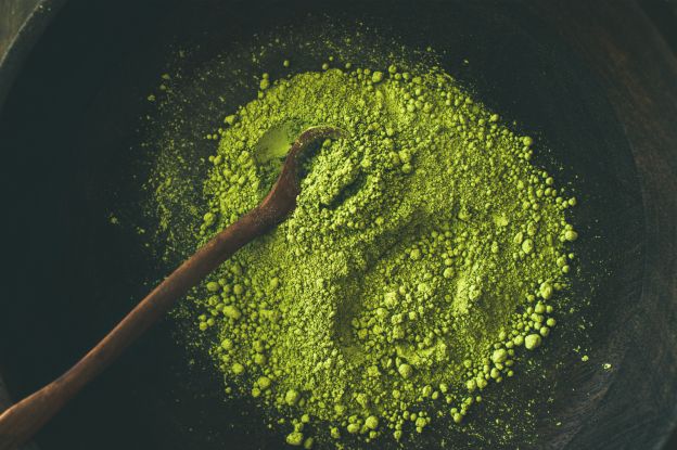 Prepare O Cha Verde Matcha Um Elixir Que Ajuda A Manter A Forma E A Saude