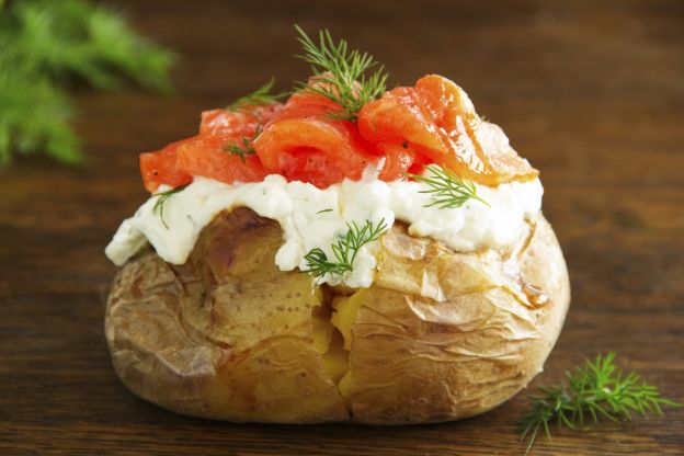 Batatas de salmão e cream cheese