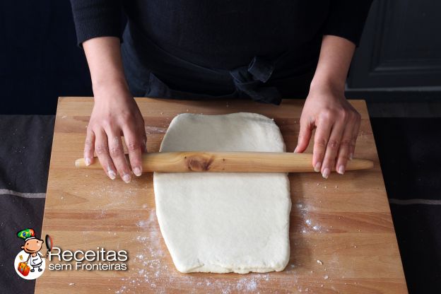 Continuar a folhar a massa