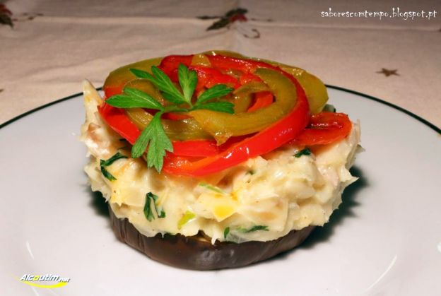 Bacalhau com coroa de pimentos