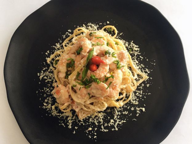 LINGUINE COM CAMARÃO AO PROSECCO - Preparação