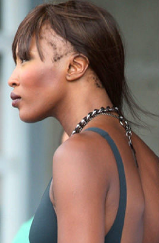 3.- A calvície de Naomi Campbell