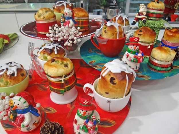 Panetone de colher com frutas cristalizadas