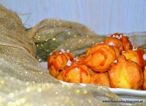 Sonhos com molho de caramelo