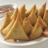 10- Samosas de carne, cenoura e ervilhas